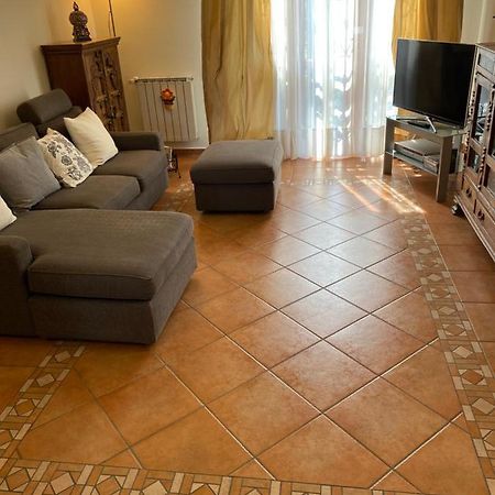Accanto A Firenze Прато Екстер'єр фото